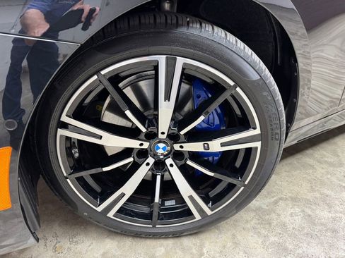 Certified 2026 BMW 540i xDrive w/ M Sport Package AWD/4WD image 32
