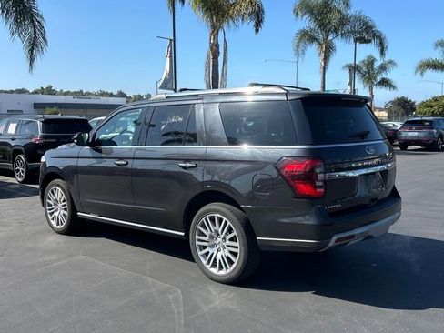 Used 2024 Ford Expedition Limited AWD/4WD image 10