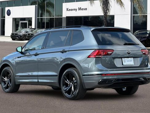 Used 2023 Volkswagen Tiguan SE R-Line FWD image 6