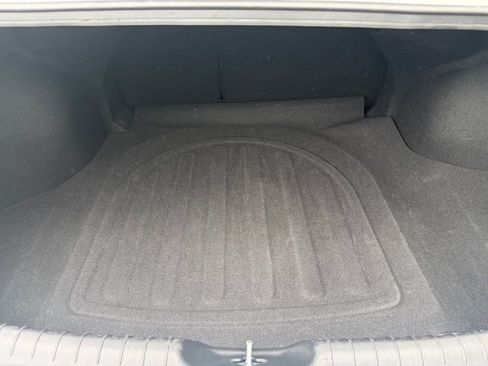 Used 2025 Hyundai Elantra SEL image 7