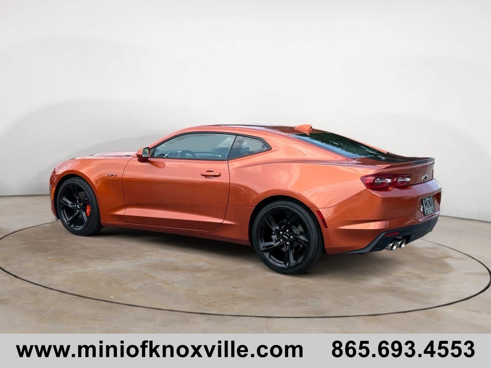 Used 2022 Chevrolet Camaro LT w/ Technology Package RWD image 5
