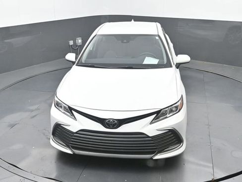 Used 2023 Toyota Camry LE image 30