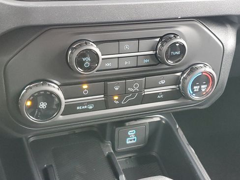 New 2025 Ford Bronco 4-Door AWD/4WD image 22
