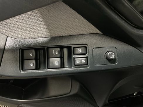 Used 2018 Subaru Forester 2.5i AWD/4WD image 18
