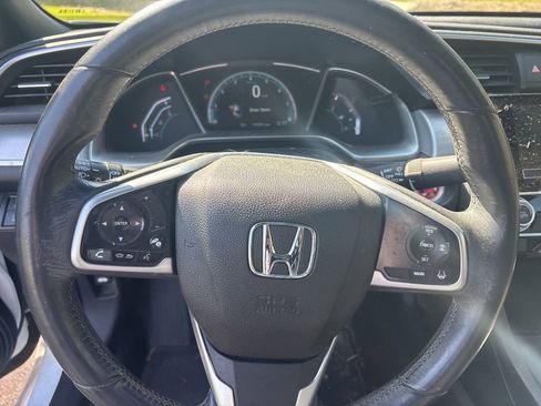 Used 2017 Honda Civic Touring image 13