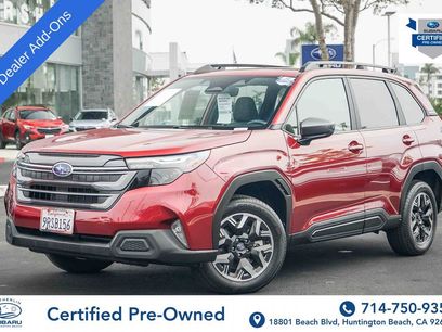Used 2025 Subaru Forester Premium w/ Convenience Package #1