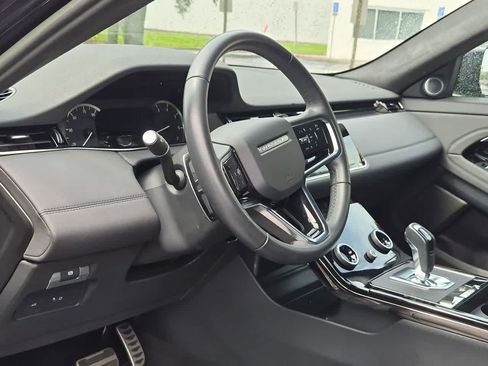 Certified 2023 Land Rover Range Rover Evoque R-Dynamic SE AWD/4WD image 10