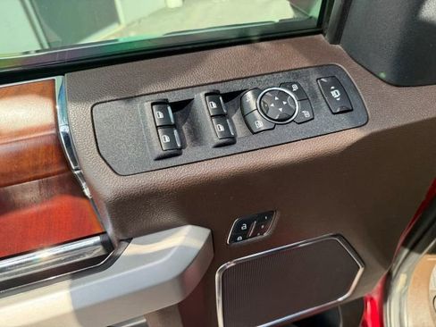 Used 2019 Ford F350 King Ranch w/ King Ranch Ultimate Package AWD/4WD image 43