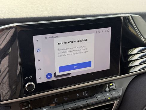 Used 2025 Toyota Camry LE image 21