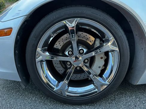 Used 2010 Chevrolet Corvette Grand Sport w/ Preferred Equipment Group RWD image 22