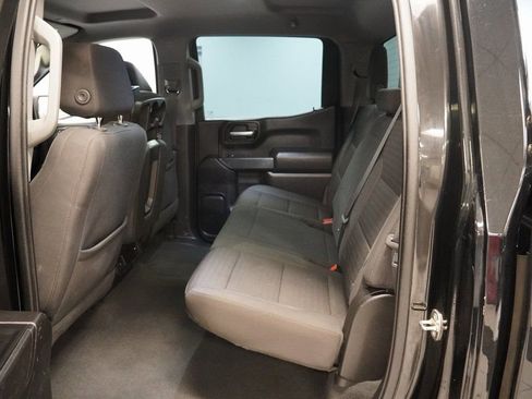 Used 2022 Chevrolet Silverado 1500 Custom image 17