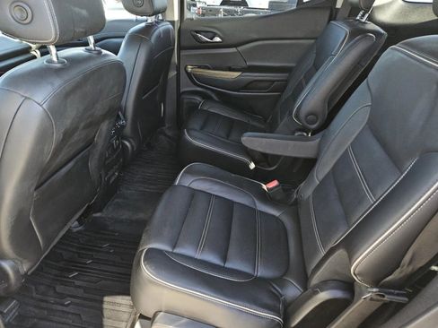 Used 2019 GMC Acadia Denali image 27