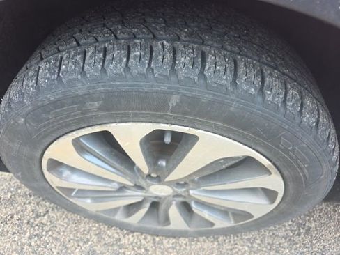 Used 2017 Buick Encore Premium image 11