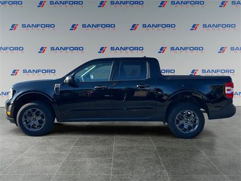 Used 2024 Ford Maverick XL image 2