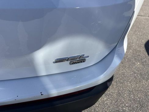 Used 2016 Ford Edge SEL w/ Canadian Touring Package AWD/4WD image 6