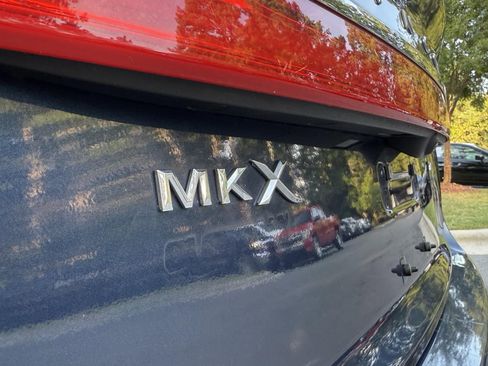 Used 2017 Lincoln MKX Reserve w/ Luxury Package image 12