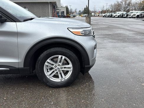 Certified 2022 Ford Explorer XLT w/ Class IV Trailer Tow Package image 22