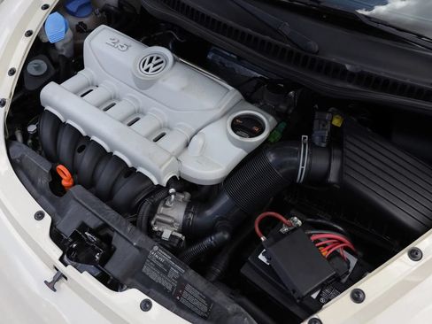 Used 2008 Volkswagen Beetle S FWD image 42