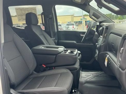 New 2026 Chevrolet Silverado 1500 Custom AWD/4WD image 17