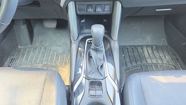 Used 2024 Toyota Corolla Cross AWD Hybrid w/ Convenience Package image 8