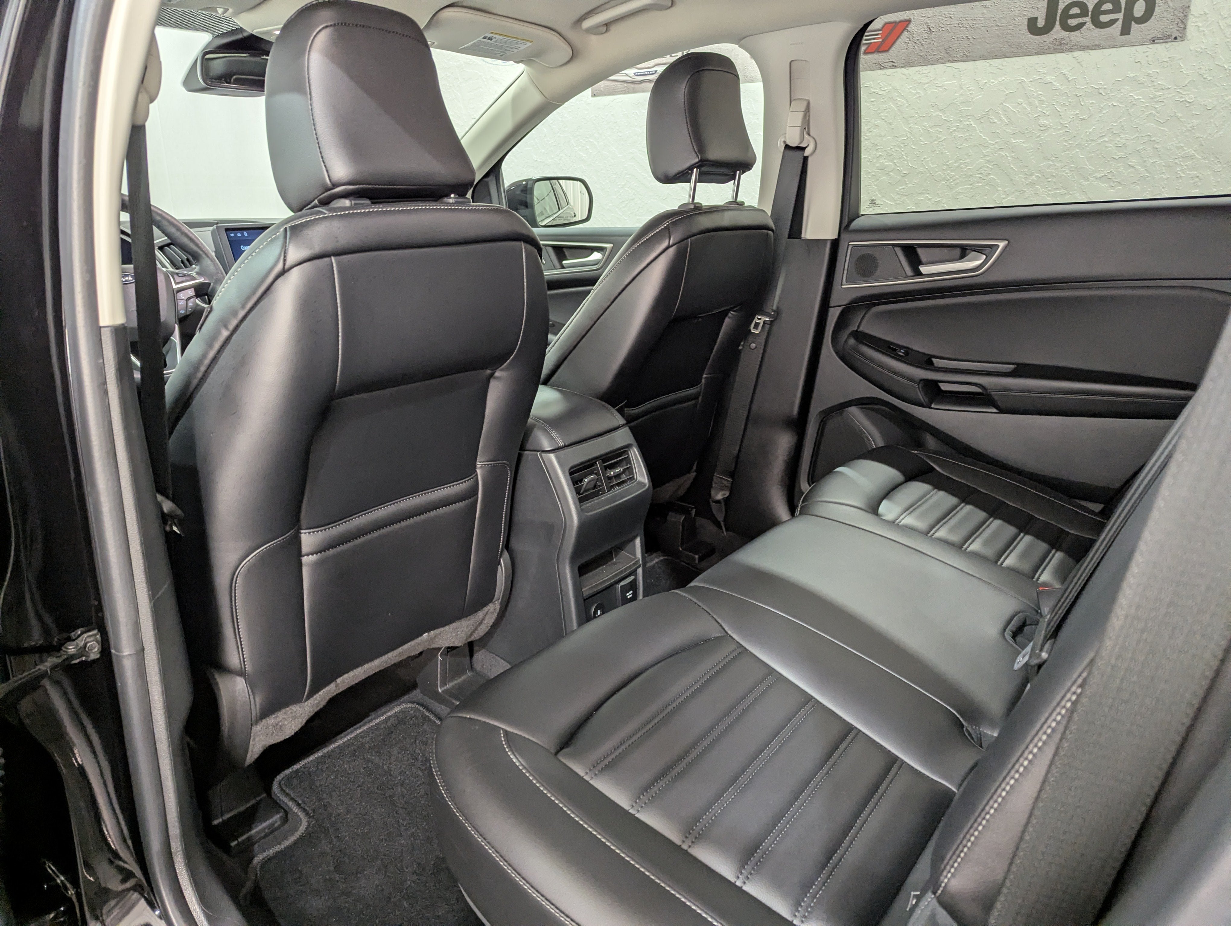 Used 2024 Ford Edge SEL w/ Convenience Package AWD/4WD image 10