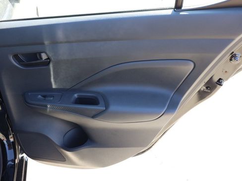 Used 2025 Nissan Versa S image 16