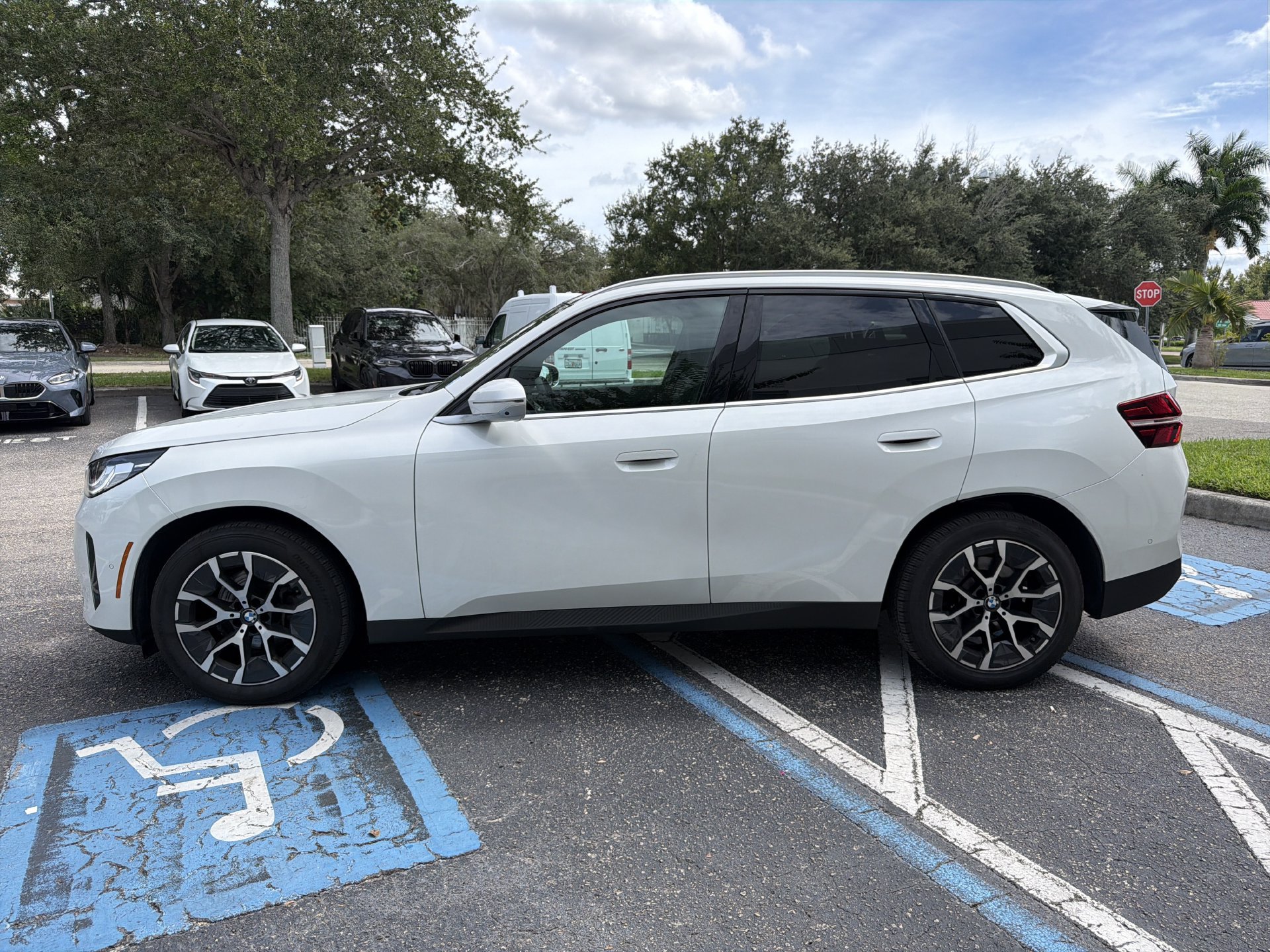 Certified 2025 BMW X3 xDrive30i AWD/4WD image 7