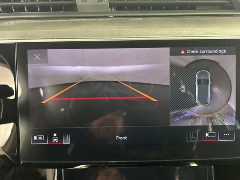 Used 2024 Audi Q8 e-tron Premium Plus w/ Premium Plus Package image 28