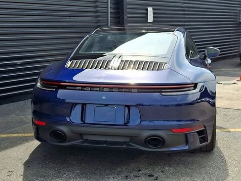 Certified 2024 Porsche 911 Carrera T RWD image 6