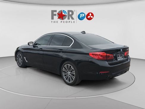 Used 2019 BMW 530i w/ Convenience Package RWD image 3