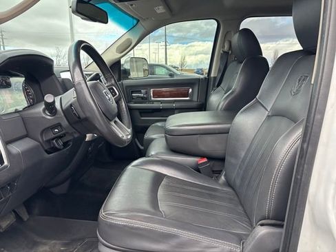 Used 2011 RAM 2500 Laramie w/ Cold Weather Group image 10
