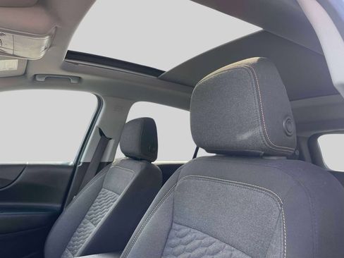Used 2018 Chevrolet Equinox LT w/ Sun & Infotainment Package AWD/4WD image 19