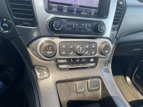 Used 2016 Chevrolet Suburban LT image 13