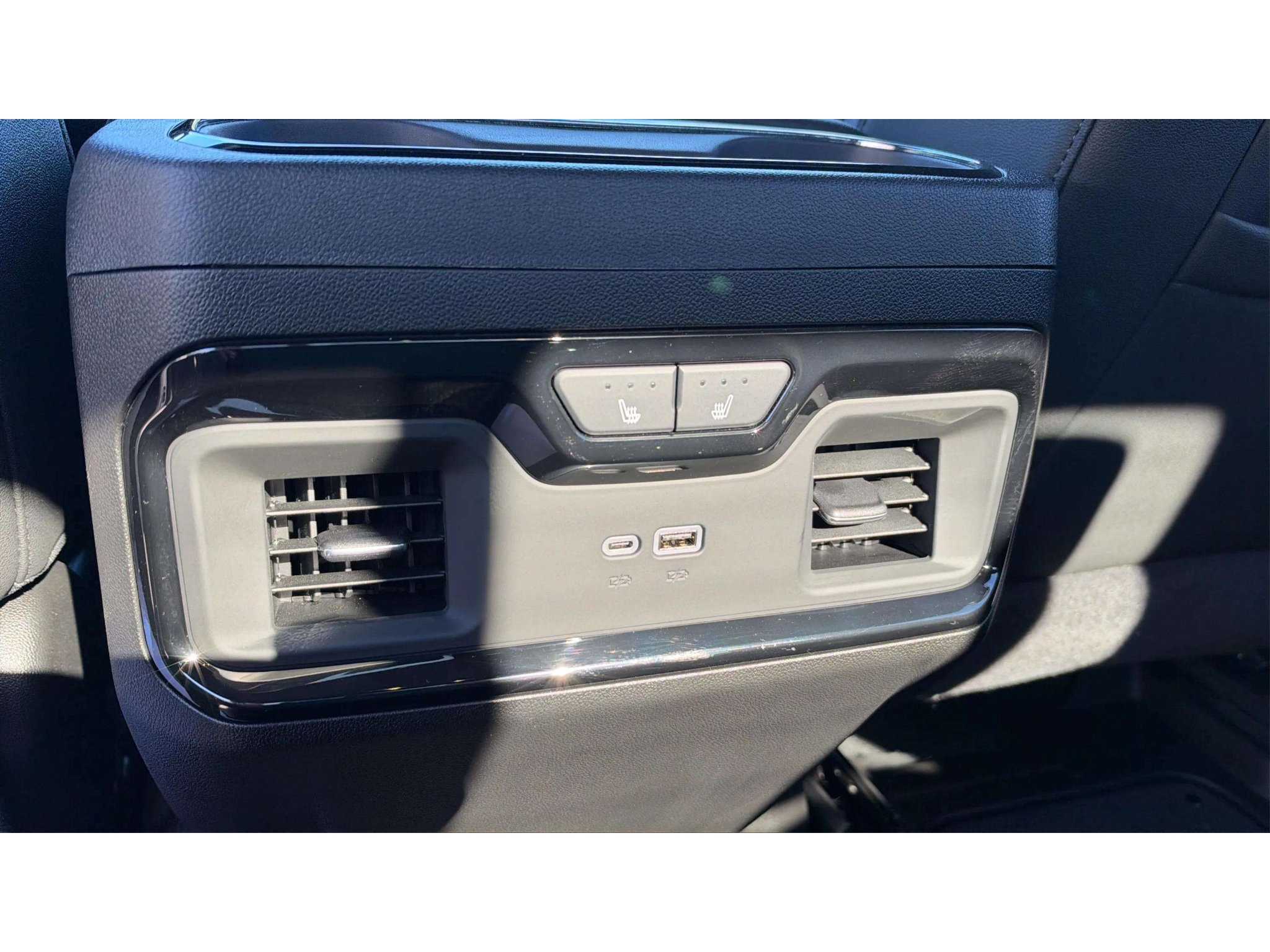 Used 2026 GMC Sierra 1500 AT4 w/ Technology Package AWD/4WD image 23