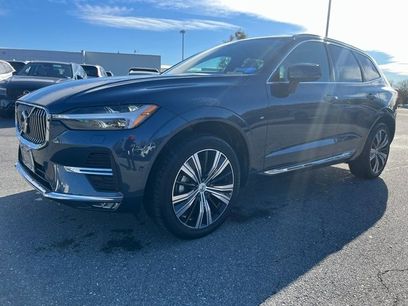 Certified 2023 Volvo XC60 B5 Ultimate w/ Climate Package