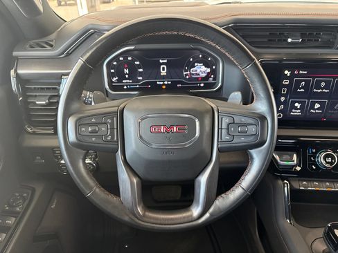 Used 2024 GMC Sierra 1500 AT4 w/ Technology Package AWD/4WD image 27