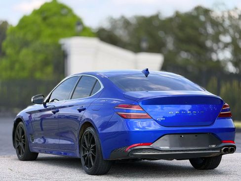 Used 2022 Genesis G70 2.0T RWD image 9