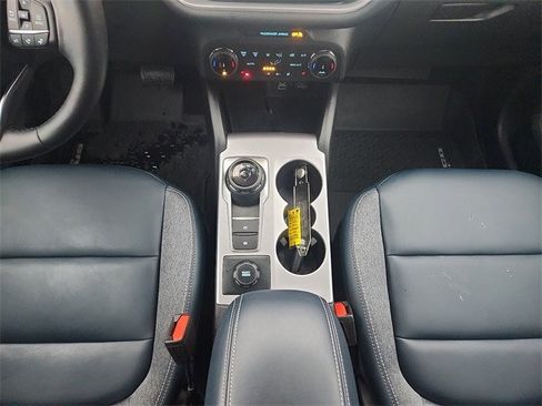 Certified 2024 Ford Bronco Sport Outer Banks w/ Tech Package image 18