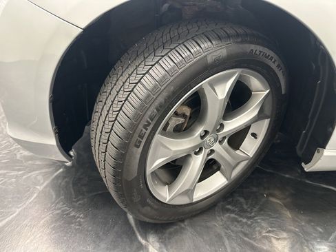 Used 2009 Toyota Venza Base image 30