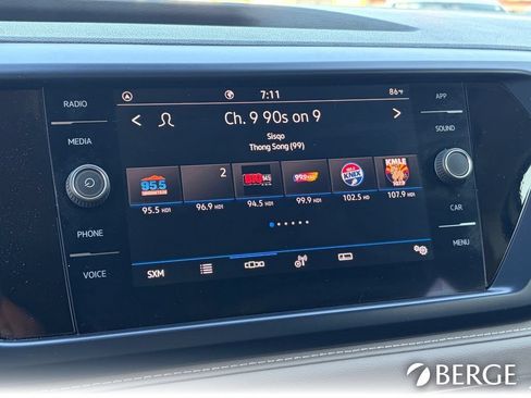 Used 2024 Volkswagen Taos SE FWD image 27