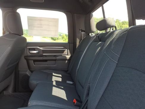 New 2026 RAM 2500 Big Horn AWD/4WD image 7