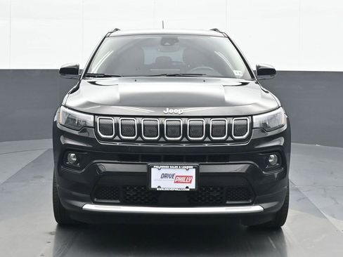 Used 2022 Jeep Compass Limited image 1