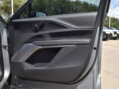 New 2026 Cadillac Lyriq V AWD/4WD image 28