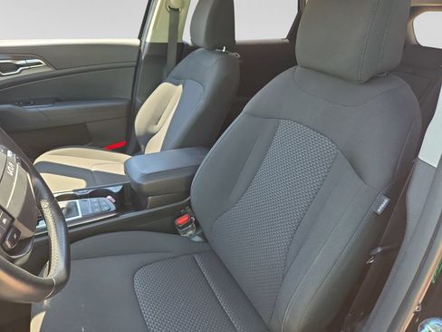 Used 2026 Kia Sportage LX FWD image 24