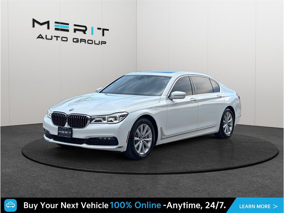 Used 2018 BMW 750i xDrive AWD/4WD image 4