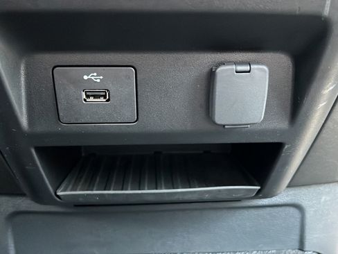 Used 2022 Ford F250 XL w/ Power Equipment Group AWD/4WD image 22