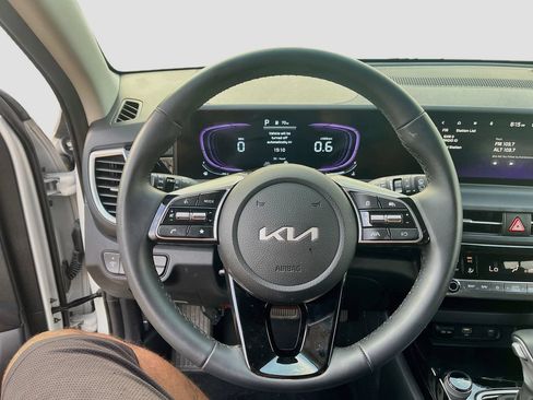 Used 2026 Kia Seltos S FWD image 11