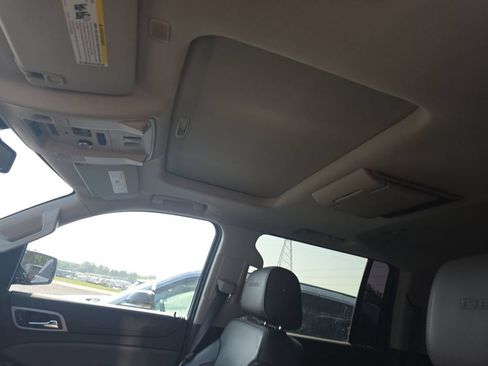 Used 2019 GMC Yukon XL Denali w/ Denali Ultimate Package RWD image 15