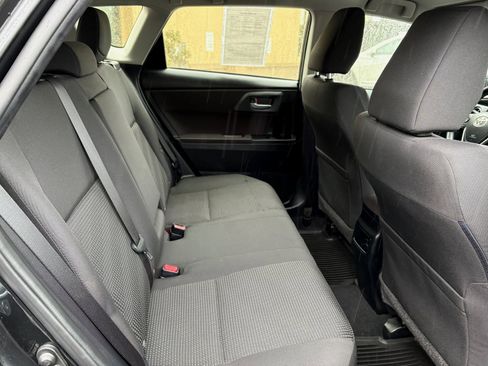 Used 2018 Toyota Corolla iM image 21
