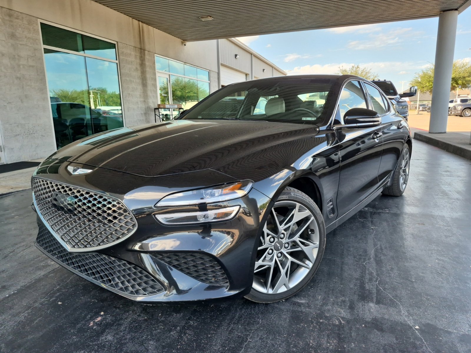 Used 2023 Genesis G70 2.0T AWD/4WD image 1
